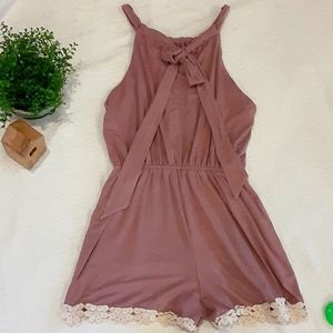 4/$25 Altar'd State mauve purple romper size S